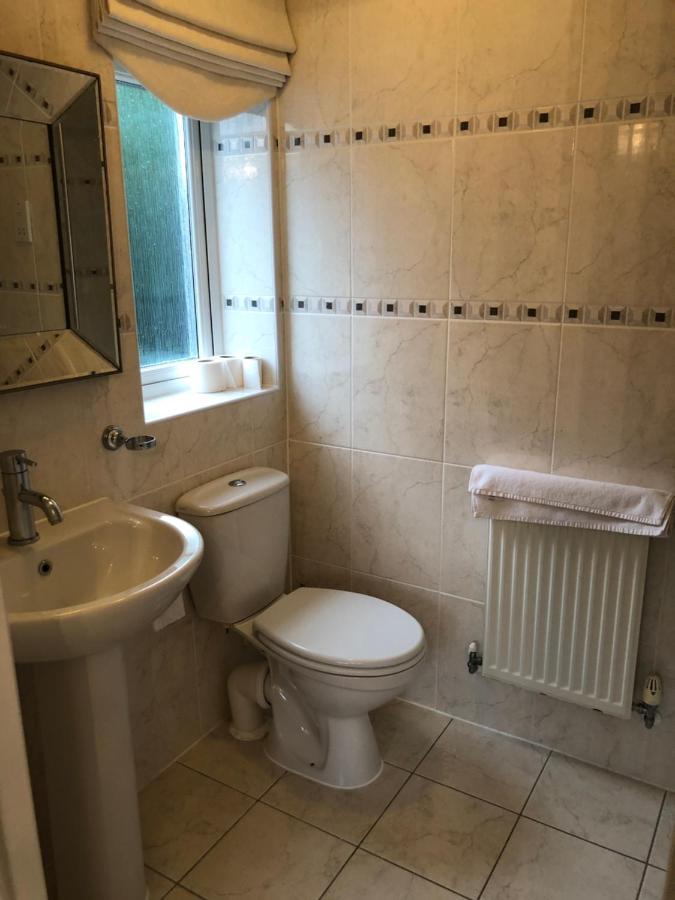 Cherry Tree House Веллингтон Экстерьер фото